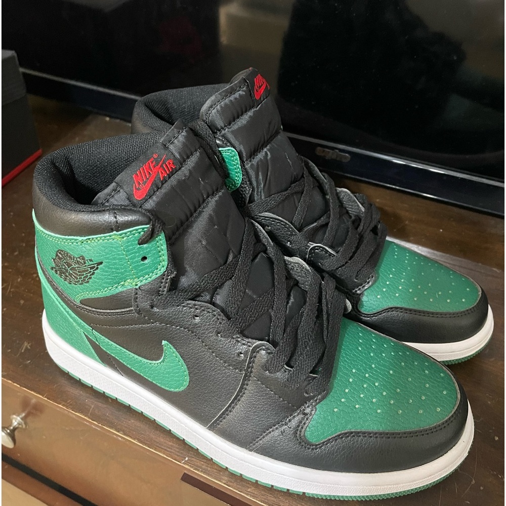 Pine Green 9.5